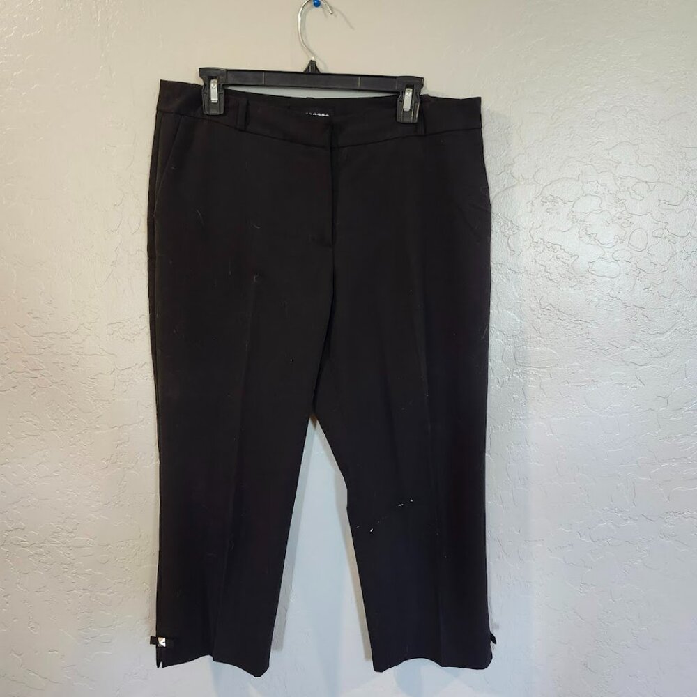 Sharagano, Womens black capris 12